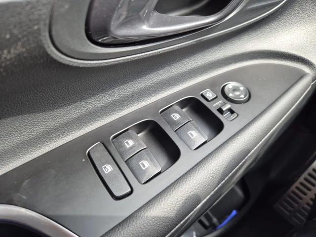 Hyundai BAYON Trend 1.0 T-GDI 90PS Automatik Klimaautomatik R&uuml;ckf.Kamera Parksensoren Sitzheizung Lenkradheizung Bluetooth Touchscreen Tempomat Apple CarPlay + Android Auto 16"LM 