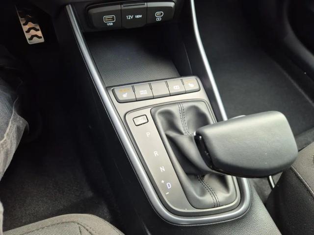 Hyundai BAYON Trend 1.0 T-GDI 90PS Automatik Klimaautomatik R&uuml;ckf.Kamera Parksensoren Sitzheizung Lenkradheizung Bluetooth Touchscreen Tempomat Apple CarPlay + Android Auto 16"LM 