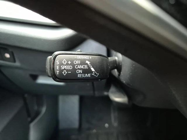 Skoda Octavia Combi 1.5 TSI 150PS m-HEV DSG Selection AHK Klimaautomatik ACC PDC v+h R&uuml;ckf.Kamera Sitzheizung TWA Apple CarPlay Android Auto 16"LM 