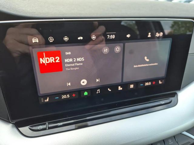 Skoda Octavia Combi 1.5 TSI 150PS m-HEV DSG Selection AHK Klimaautomatik ACC PDC v+h R&uuml;ckf.Kamera Sitzheizung TWA Apple CarPlay Android Auto 16"LM 