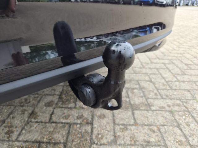 Skoda Octavia Combi 1.5 TSI 150PS m-HEV DSG Selection AHK Klimaautomatik ACC PDC v+h R&uuml;ckf.Kamera Sitzheizung TWA Apple CarPlay Android Auto 16"LM 