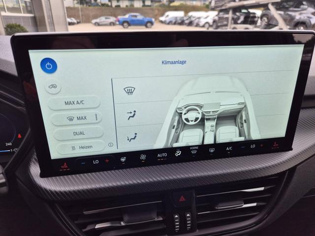 Ford Kuga ST-Line X 243PS PHEV Automatik Black Package schwenkb. AHK Matrix-LED elektr. PanoDach Sitzheizung v+h Lenkradheizung Frontscheibe beheizb. Navi SYNC4 Apple CarPlay Android Auto Touchscreen PDC 4xKamera 2xKeyless B+O Sound 20"LM vollelektr. Reic 