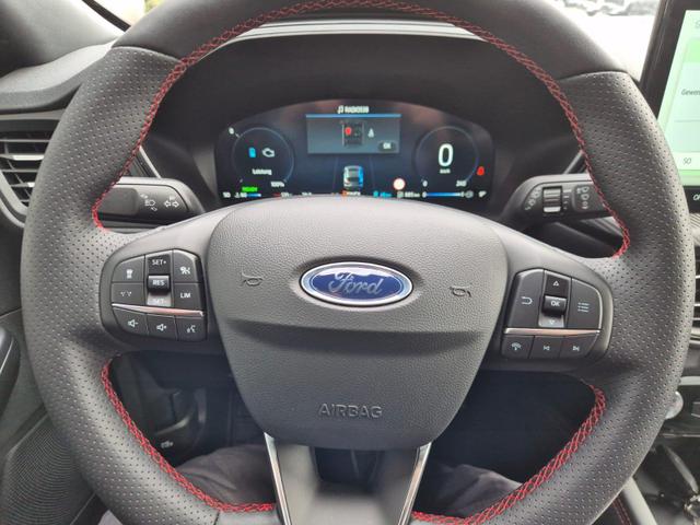 Ford Kuga ST-Line X 243PS PHEV Automatik HuD Matrix-LED schwenkb. AHK elektr. PanoDach Sitzheizung v+h Lenkradheizung Frontscheibe beheizb. Navi SYNC4 Apple CarPlay Android Auto Touchscreen PDC 4xKamera 2xKeyless B+O Sound 18"LM vollelektr. Reichweite 65K 