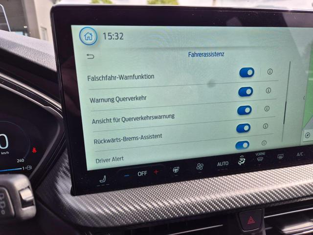 Ford Kuga ST-Line X 243PS PHEV Automatik HuD Matrix-LED schwenkb. AHK elektr. PanoDach Sitzheizung v+h Lenkradheizung Frontscheibe beheizb. Navi SYNC4 Apple CarPlay Android Auto Touchscreen PDC 4xKamera 2xKeyless B+O Sound 18"LM vollelektr. Reichweite 65K 