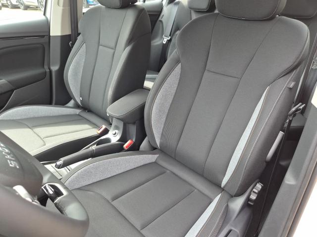 Skoda Kamiq 1.0 TSI 115PS DSG Selection R&uuml;ckf.Kamera PDC v+h Sitzheizung Klimaautomatik Skoda-Radio Apple CarPlay + Android Auto Tempomat Garantieverl&auml;ngerung 16"LM 