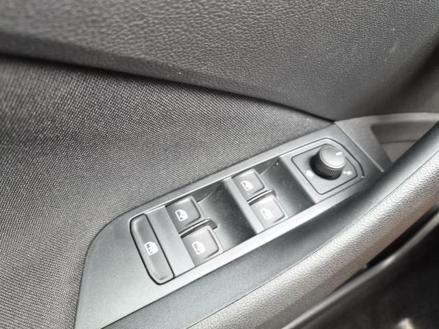 Skoda Kamiq 1.0 TSI 115PS DSG Selection R&uuml;ckf.Kamera PDC v+h Sitzheizung Klimaautomatik Skoda-Radio Apple CarPlay + Android Auto Tempomat Garantieverl&auml;ngerung 16"LM 
