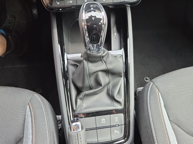 Skoda Kamiq 1.0 TSI 115PS DSG Selection R&uuml;ckf.Kamera PDC v+h Sitzheizung Klimaautomatik Skoda-Radio Apple CarPlay + Android Auto Tempomat Garantieverl&auml;ngerung 16"LM 