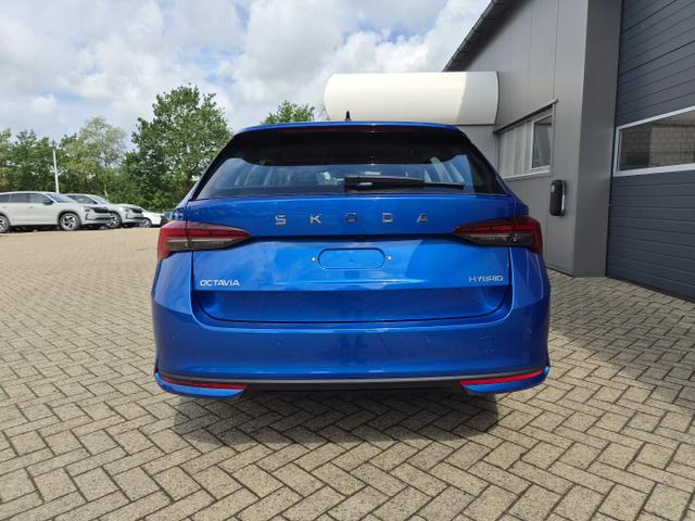 Skoda Octavia Combi 1.5 TSI 150PS m-HEV DSG Selection AHK Klimaautomatik ACC PDC v+h R&uuml;ckf.Kamera Sitzheizung TWA Apple CarPlay Android Auto 16"LM 