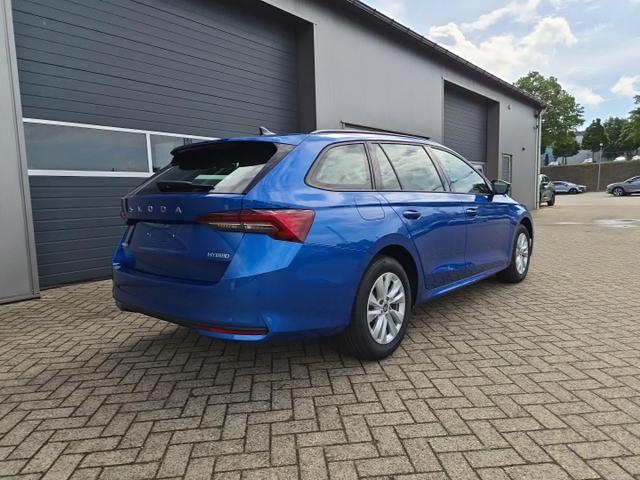 Skoda Octavia Combi 1.5 TSI 150PS m-HEV DSG Selection AHK Klimaautomatik ACC PDC v+h R&uuml;ckf.Kamera Sitzheizung TWA Apple CarPlay Android Auto 16"LM 