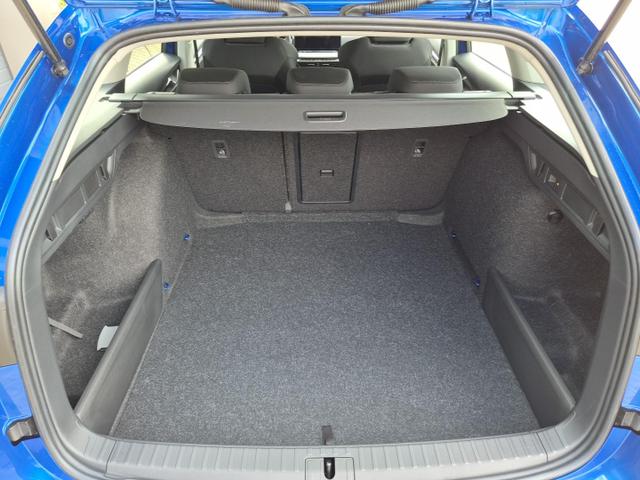Skoda Octavia Combi 1.5 TSI 150PS m-HEV DSG Selection AHK Klimaautomatik ACC PDC v+h R&uuml;ckf.Kamera Sitzheizung TWA Apple CarPlay Android Auto 16"LM 
