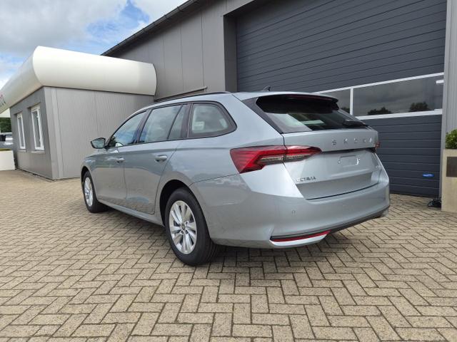 Skoda Octavia Combi 1.5 TSI 150PS m-HEV DSG Selection AHK Klimaautomatik ACC PDC v+h R&uuml;ckf.Kamera Sitzheizung TWA Apple CarPlay Android Auto 16"LM 