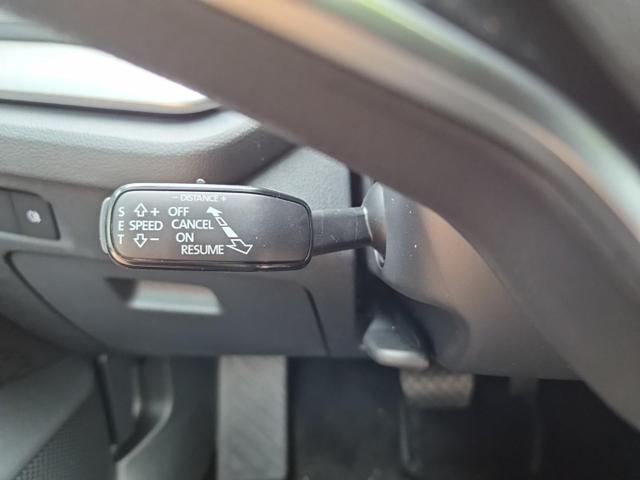 Skoda Octavia Combi 1.5 TSI 150PS m-HEV DSG Selection AHK Klimaautomatik ACC PDC v+h R&uuml;ckf.Kamera Sitzheizung TWA Apple CarPlay Android Auto 16"LM 
