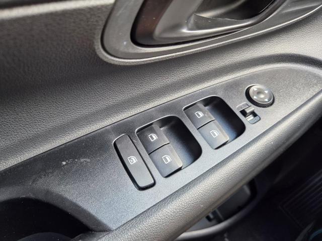 Hyundai i20 1.0 T-GDI 90PS 5-t&uuml;rig Sitzheizung Lenkradheizung R&uuml;ckf.Kamera PDC Klima Apple CarPlay Android Auto Tempomat Touchscreen 
