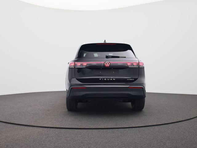 Volkswagen Tiguan Life 1,5 l eHybrid OPF 204PS DSG elekt.AHK Design Paket Matrix-Scheinw. elektr. Heckklappe Sitzheizung Lenkradheizung Frontscheibe beheizb. R&uuml;ckf.Kamera Klimaautomatik VW-Radio Bluetooth wireless Apple CarPlay + Android Auto PDC v+h ACC 2xKeyless 