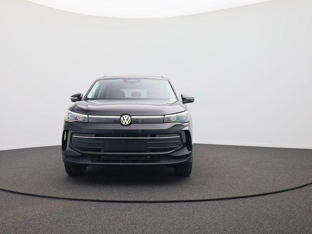 Volkswagen Tiguan Life 1,5 l eHybrid OPF 204PS DSG elekt.AHK Design Paket Matrix-Scheinw. elektr. Heckklappe Sitzheizung Lenkradheizung Frontscheibe beheizb. R&uuml;ckf.Kamera Klimaautomatik VW-Radio Bluetooth wireless Apple CarPlay + Android Auto PDC v+h ACC 2xKeyless 
