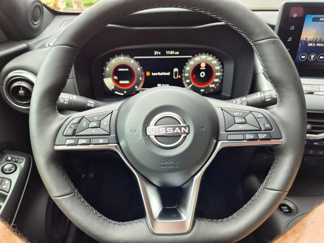 Nissan Juke 1.0 DIG-T 114PS N-Connecta Sitzheizung Lenkradheizung Teil-Leder Klimaautomatik PDC v+h R&uuml;ckf.Kamera Bluetooth Touchscreen Apple CarPlay Android Auto 17"LM 