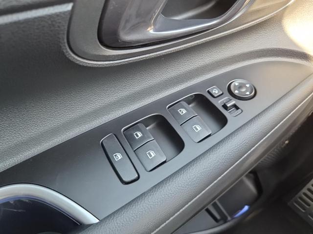 Hyundai BAYON Trend 1.0 T-GDI 90PS Automatik Klimaautomatik R&uuml;ckf.Kamera Parksensoren Sitzheizung Lenkradheizung Bluetooth Touchscreen Tempomat Apple CarPlay + Android Auto 16"LM 