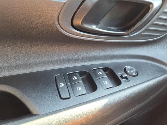 Hyundai i20 1.0 T-GDI 90PS Automatik 5-T&uuml;rer Sitzheizung Lenkradheizung R&uuml;ckf.Kamera PDC Klima Apple CarPlay Android Auto Tempomat Touchscreen 