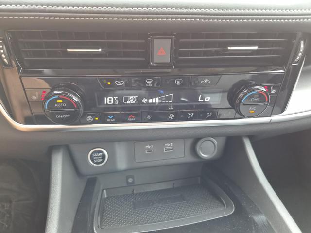 Nissan X-Trail Acenta 1.5 MHEV 163PS Automatik Sitzheizung v+h Lenkradheizung Frontscheibe beheizb. Klimaautomatik R&uuml;ckf.Kamera Bluetooth Touchscreen Apple CarPlay Android Auto PDC 2x Keyless 18"LM 