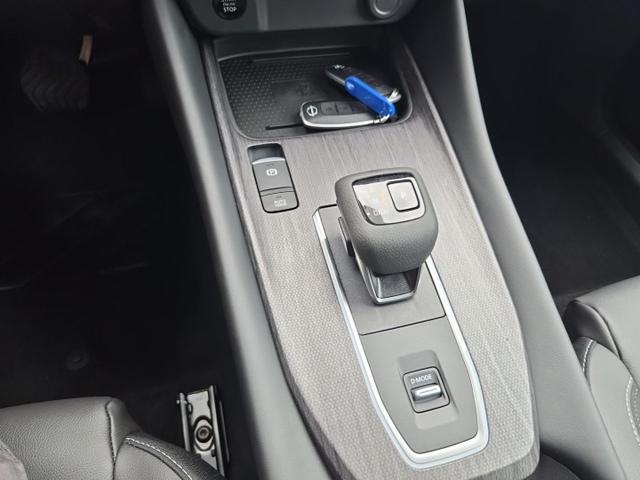 Nissan Qashqai 1.3 DIG-T MHEV 158 PS X-Tronic N-Design Head-Up Display Teil-Leder Klimaautomatik Sitzheizung Lenkradheizung Navi elektr. Heckklappe ACC PDC v+h 360&deg;Kamera DAB Bluetooth Touchscreen Apple CarPlay Android Auto 19"Zoll 