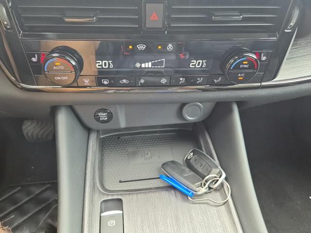Nissan Qashqai 1.3 DIG-T MHEV 158 PS X-Tronic N-Design Head-Up Display Teil-Leder Klimaautomatik Sitzheizung Lenkradheizung Navi elektr. Heckklappe ACC PDC v+h 360&deg;Kamera DAB Bluetooth Touchscreen Apple CarPlay Android Auto 19"Zoll 