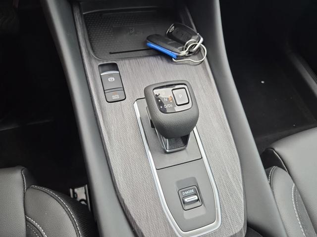 Nissan Qashqai 1.3 DIG-T MHEV 158 PS X-Tronic N-Design Head-Up Display Teil-Leder Klimaautomatik Sitzheizung Lenkradheizung Navi elektr. Heckklappe ACC PDC v+h 360&deg;Kamera DAB Bluetooth Touchscreen Apple CarPlay Android Auto 19"Zoll 