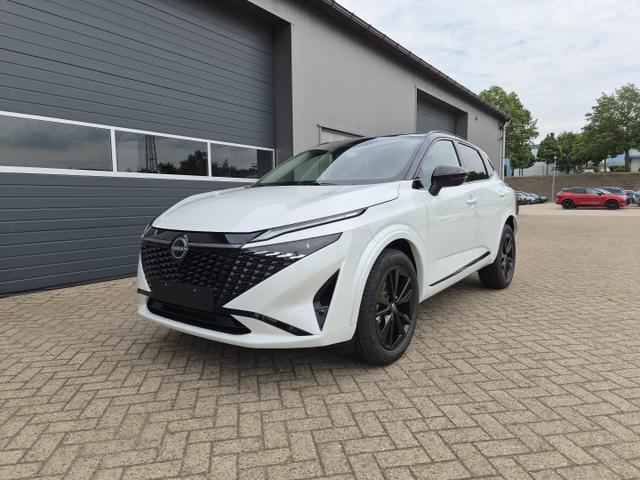 Nissan Qashqai - 1.3 DIG-T MHEV 158 PS X-Tronic N-Design Head-Up Display Teil-Leder Klimaautomatik Sitzheizung Lenkradheizung Navi elektr. Heckklappe ACC PDC v+h 360&deg;Kamera DAB Bluetooth Touchscreen Apple CarPlay Android Auto 19"Zoll