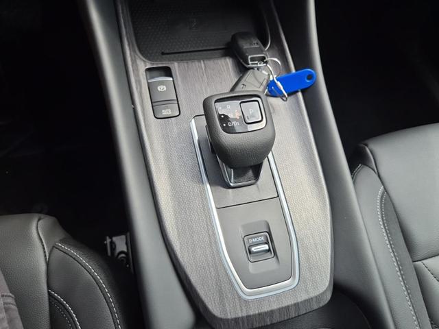 Nissan Qashqai 1.3 DIG-T MHEV 158 PS X-Tronic N-Design Head-Up Display Teil-Leder Klimaautomatik Sitzheizung Lenkradheizung Navi elektr. Heckklappe ACC PDC v+h 360&deg;Kamera DAB Bluetooth Touchscreen Apple CarPlay Android Auto 19"Zoll 