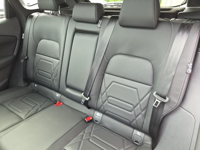 Nissan Qashqai 1.3 DIG-T MHEV 158 PS X-Tronic N-Design PanoDach Teil-Leder Klimaautomatik Sitzheizung Lenkradheizung Navi ACC PDC v+h 360&deg;Kamera DAB Bluetooth Touchscreen Apple CarPlay Android Auto 19"Zoll 