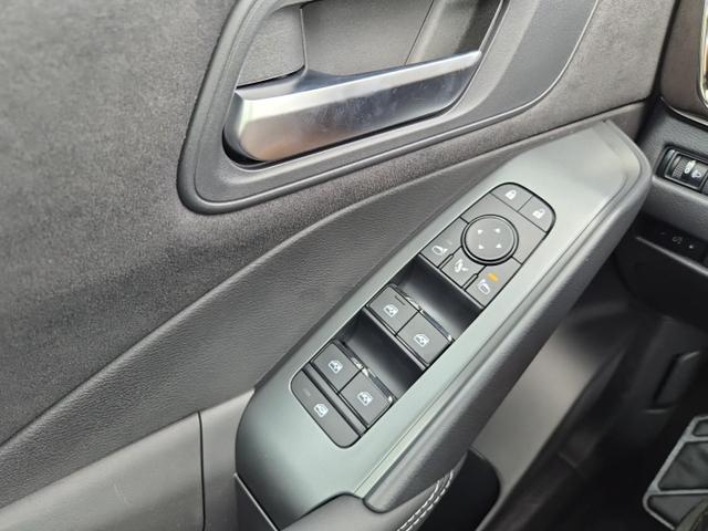Nissan Qashqai 1.3 DIG-T MHEV 158 PS X-Tronic N-Design PanoDach Teil-Leder Klimaautomatik Sitzheizung Lenkradheizung Navi ACC PDC v+h 360&deg;Kamera DAB Bluetooth Touchscreen Apple CarPlay Android Auto 19"Zoll 