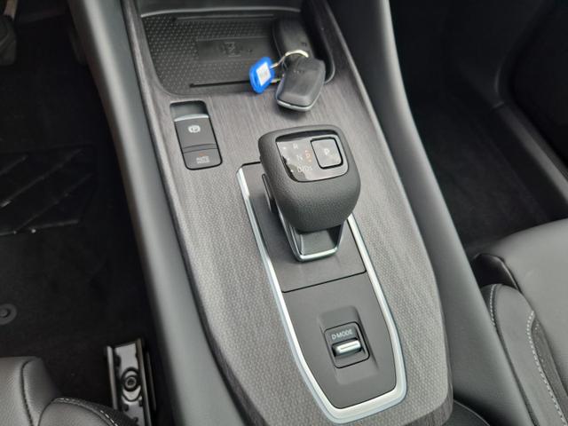 Nissan Qashqai 1.3 DIG-T MHEV 158 PS X-Tronic N-Design PanoDach Teil-Leder Klimaautomatik Sitzheizung Lenkradheizung Navi ACC PDC v+h 360&deg;Kamera DAB Bluetooth Touchscreen Apple CarPlay Android Auto 19"Zoll 