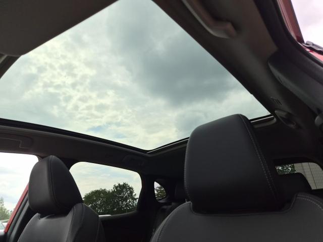 Nissan Qashqai 1.3 DIG-T MHEV 158 PS X-Tronic N-Design PanoDach Teil-Leder Klimaautomatik Sitzheizung Lenkradheizung Navi ACC PDC v+h 360&deg;Kamera DAB Bluetooth Touchscreen Apple CarPlay Android Auto 19"Zoll 