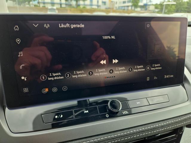Nissan Qashqai 1.3 DIG-T MHEV 158 PS X-Tronic N-Design PanoDach Teil-Leder Klimaautomatik Sitzheizung Lenkradheizung Navi ACC PDC v+h 360&deg;Kamera DAB Bluetooth Touchscreen Apple CarPlay Android Auto 19"Zoll 