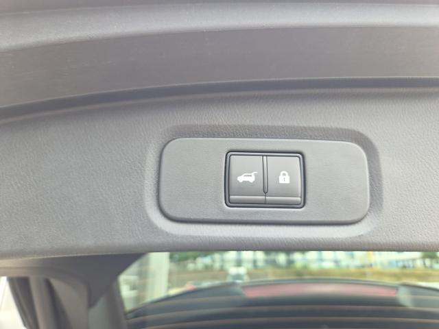 Nissan Qashqai 1.3 DIG-T MHEV 158 PS X-Tronic N-Design Head-Up Display Teil-Leder Klimaautomatik Sitzheizung Lenkradheizung Navi elektr. Heckklappe ACC PDC v+h 360&deg;Kamera DAB Bluetooth Touchscreen Apple CarPlay Android Auto 19"Zoll 