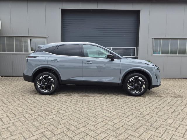 Nissan Qashqai 1.3 DIG-T MHEV 158 PS X-Tronic N-Connecta Teil-Leder PanoGlasdach Klimaautomatik Sitzheizung Lenkradheizung Navi ACC PDC v+h 360&deg;Kamera DAB Bluetooth Touchscreen Apple CarPlay Android Auto 18"LM 