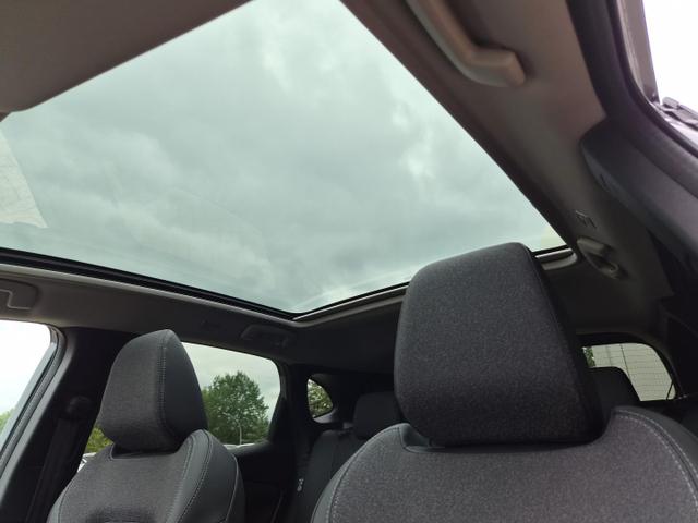 Nissan Qashqai 1.3 DIG-T MHEV 158 PS X-Tronic N-Connecta Teil-Leder PanoGlasdach Klimaautomatik Sitzheizung Lenkradheizung Navi ACC PDC v+h 360&deg;Kamera DAB Bluetooth Touchscreen Apple CarPlay Android Auto 18"LM 