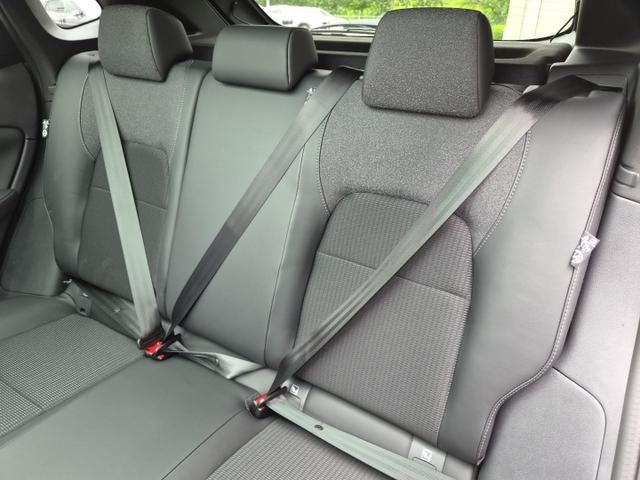 Nissan Qashqai 1.3 DIG-T MHEV 158 PS X-Tronic N-Connecta Teil-Leder PanoGlasdach Klimaautomatik Sitzheizung Lenkradheizung Navi ACC PDC v+h 360&deg;Kamera DAB Bluetooth Touchscreen Apple CarPlay Android Auto 18"LM 
