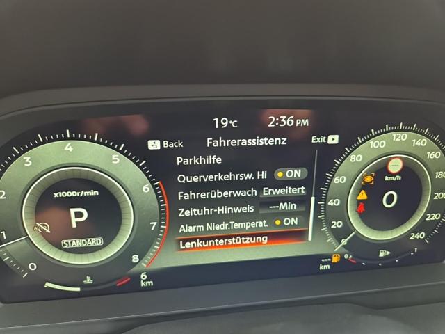 Nissan Qashqai 1.3 DIG-T MHEV 158 PS X-Tronic N-Connecta Teil-Leder PanoGlasdach Klimaautomatik Sitzheizung Lenkradheizung Navi ACC PDC v+h 360&deg;Kamera DAB Bluetooth Touchscreen Apple CarPlay Android Auto 18"LM 