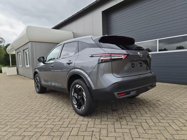 Nissan Qashqai - 1.3 DIG-T MHEV 158 PS X-Tronic N-Connecta Teil-Leder PanoGlasdach Klimaautomatik Sitzheizung Lenkradheizung Navi ACC PDC v+h 360&deg;Kamera DAB Bluetooth Touchscreen Apple CarPlay Android Auto 18"LM