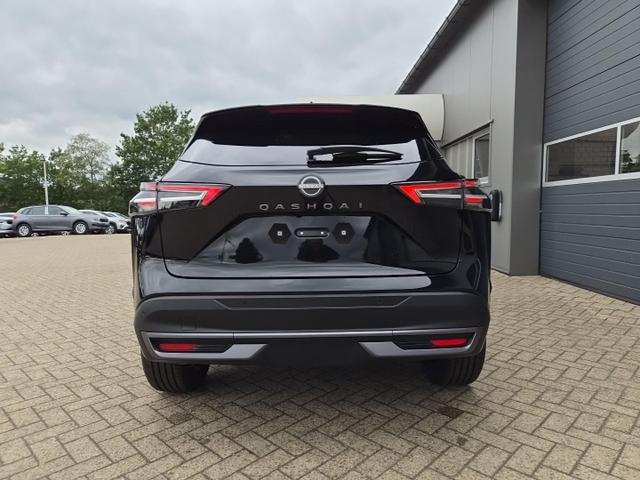 Nissan Qashqai 1.3 DIG-T MHEV 158 PS X-Tronic N-Connecta Teil-Leder PanoGlasdach Klimaautomatik Sitzheizung Lenkradheizung Navi ACC PDC v+h 360&deg;Kamera DAB Bluetooth Touchscreen Apple CarPlay Android Auto 18"LM 