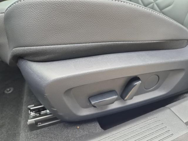 Nissan Qashqai 1.3 DIG-T MHEV 158 PS X-Tronic Tekna Voll-Leder Klimaautomatik PanoGlasdach Sitzheizung Lenkradheizung Navi Head-Up Display elektr. Heckklappe ACC PDC v+h 360&deg;Kamera DAB Bluetooth Touchscreen Apple CarPlay Android Auto 19"LM 