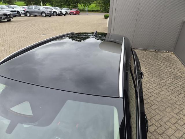 Nissan Qashqai 1.3 DIG-T MHEV 158 PS X-Tronic Tekna Voll-Leder Klimaautomatik PanoGlasdach Sitzheizung Lenkradheizung Navi Head-Up Display elektr. Heckklappe ACC PDC v+h 360&deg;Kamera DAB Bluetooth Touchscreen Apple CarPlay Android Auto 19"LM 