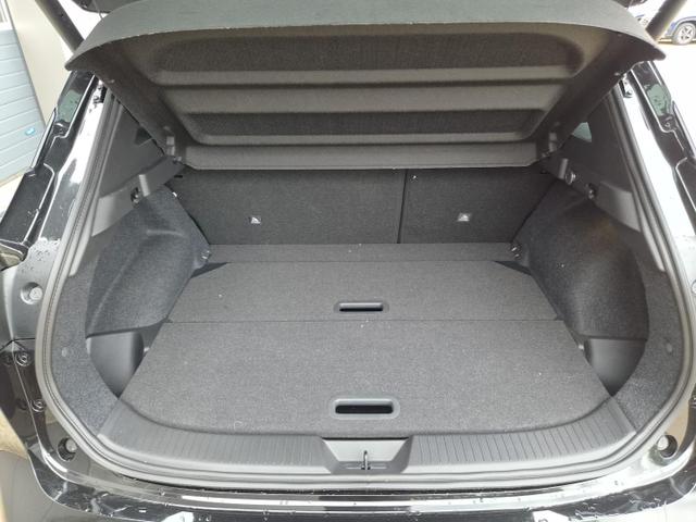 Nissan Qashqai 1.3 DIG-T MHEV 158 PS X-Tronic Tekna Voll-Leder Klimaautomatik PanoGlasdach Sitzheizung Lenkradheizung Navi Head-Up Display elektr. Heckklappe ACC PDC v+h 360&deg;Kamera DAB Bluetooth Touchscreen Apple CarPlay Android Auto 19"LM 