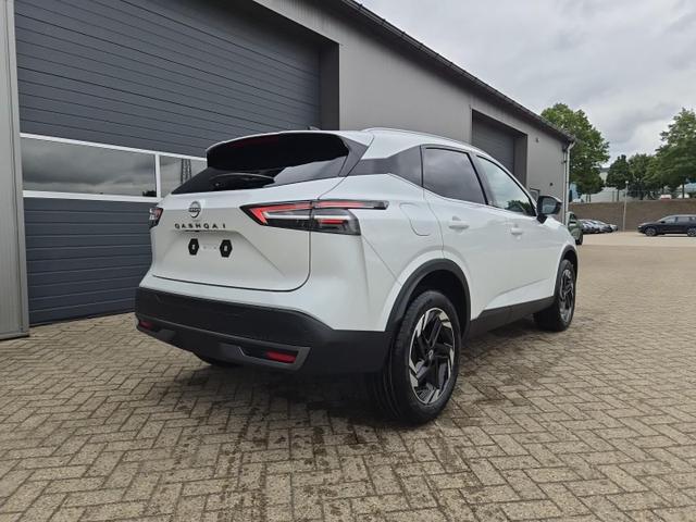 Nissan Qashqai 1.3 DIG-T MHEV 158 PS X-Tronic N-Connecta Teil-Leder PanoGlasdach Klimaautomatik Sitzheizung Lenkradheizung Navi ACC PDC v+h 360&deg;Kamera DAB Bluetooth Touchscreen Apple CarPlay Android Auto 18"LM 