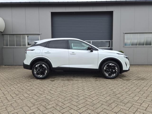Nissan Qashqai 1.3 DIG-T MHEV 158 PS X-Tronic N-Connecta Teil-Leder PanoGlasdach Klimaautomatik Sitzheizung Lenkradheizung Navi ACC PDC v+h 360&deg;Kamera DAB Bluetooth Touchscreen Apple CarPlay Android Auto 18"LM 