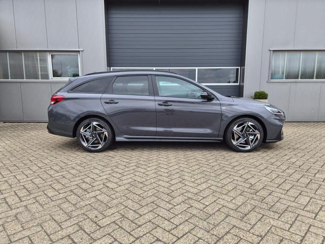 Hyundai i30 Kombi 1.6 T-GDI 150PS Automatik N-Line Sitzheizung Lenkradheizung Klimaautomatik Navi 10,3"-Touchscreen Bluelink Apple CarPlay + Android Auto PDC v+h R&uuml;ckf.Kamera 18-LM 