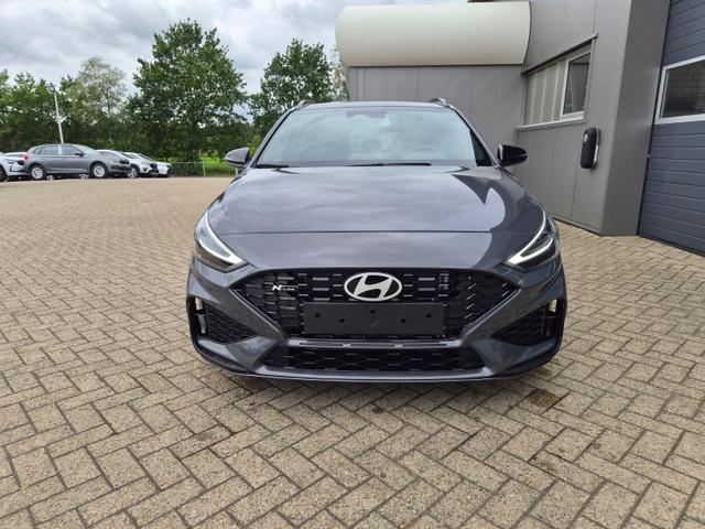 Hyundai i30 Kombi 1.6 T-GDI 150PS Automatik N-Line Sitzheizung Lenkradheizung Klimaautomatik Navi 10,3"-Touchscreen Bluelink Apple CarPlay + Android Auto PDC v+h R&uuml;ckf.Kamera 18-LM 