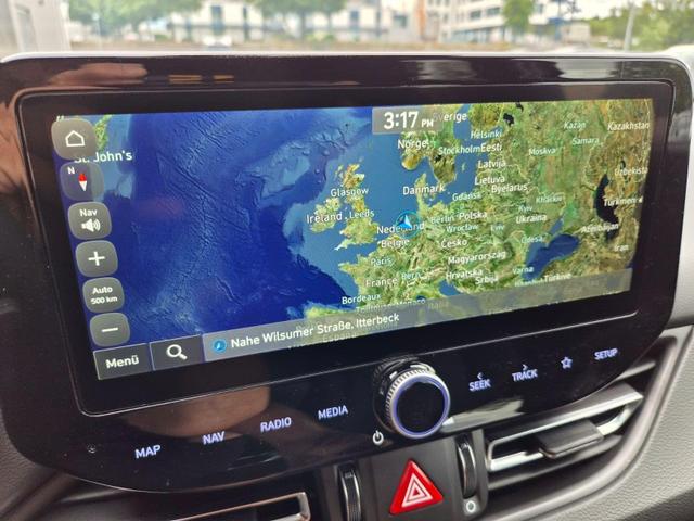 Hyundai i30 Kombi 1.6 T-GDI 150PS Automatik N-Line Sitzheizung Lenkradheizung Klimaautomatik Navi 10,3"-Touchscreen Bluelink Apple CarPlay + Android Auto PDC v+h R&uuml;ckf.Kamera 18-LM 