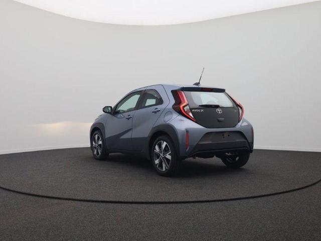 Toyota Aygo X - Pure 1.5 Hybrid 116PS Automatik Sitzheizung Klimaautomatik AbstandsTempomat Multifunktionslenkrad Radio Bluetooth Touchscreen Apple CarPlay + Android Auto