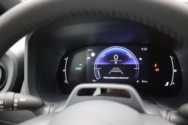 Toyota Aygo X Pure 1.5 Hybrid 116PS Automatik Sitzheizung Klimaautomatik AbstandsTempomat Multifunktionslenkrad Radio Bluetooth Touchscreen Apple CarPlay + Android Auto 